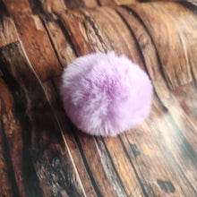 Load image into Gallery viewer, Pom pom keyrings