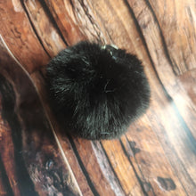 Load image into Gallery viewer, Pom pom keyrings