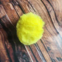 Load image into Gallery viewer, Pom pom keyrings
