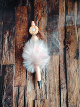 Load image into Gallery viewer, Beaded pens