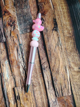 Load image into Gallery viewer, Beaded pens