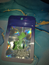 Load image into Gallery viewer, Necklace and earrings set