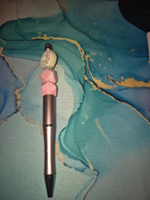 Load image into Gallery viewer, Beaded pens