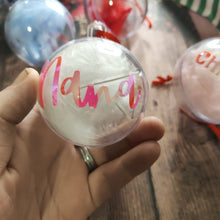Load image into Gallery viewer, round feather baubles