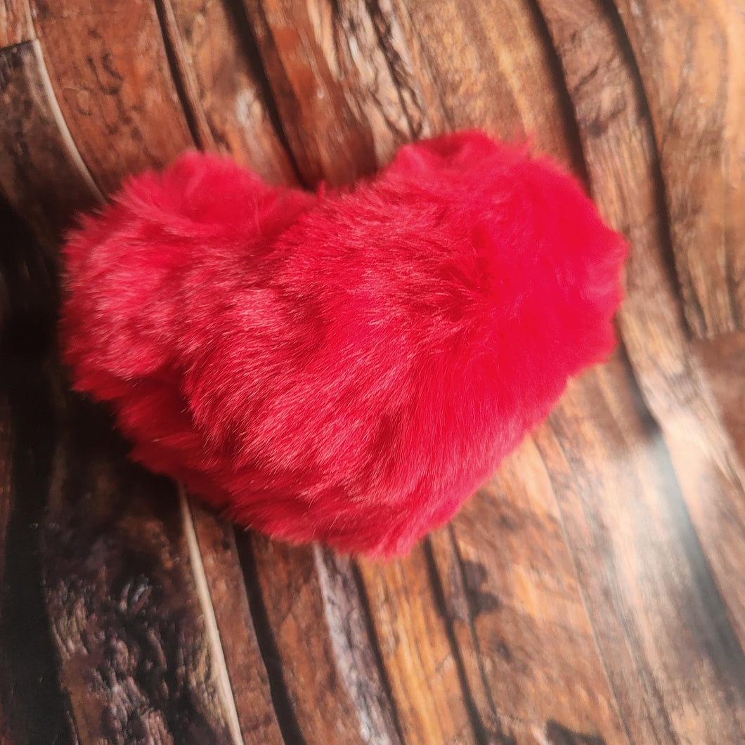 Fluffy heart keyring