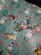 Load image into Gallery viewer, Phone/bag charms
