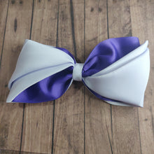 Load image into Gallery viewer, Purple cupped bow
