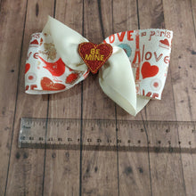 Load image into Gallery viewer, Be mine valentine&#39;s day bow

