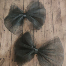 Load image into Gallery viewer, Black tulle bow

