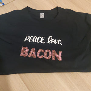 xxl peace, love bacon tshirt