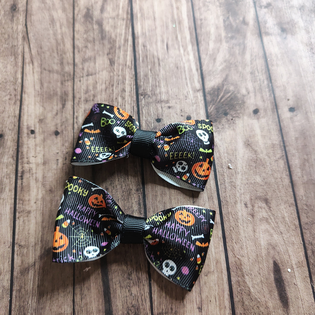 spooky pigtail bow