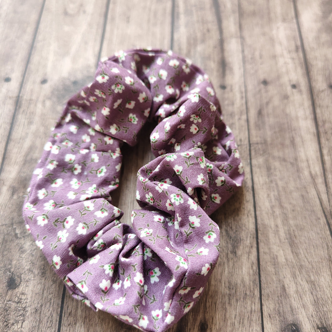 purple floral cotton scrunchie