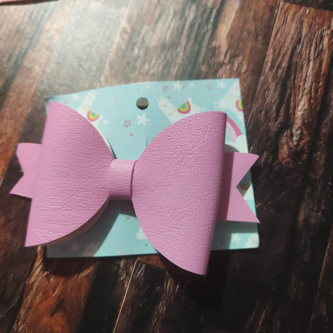 pink leatherette bow